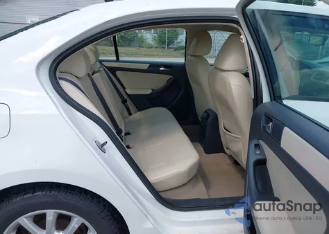 2011 Volkswagen Jetta 2.5L Se из США, поврежденный, VIN 3VWDX7AJXBM396528